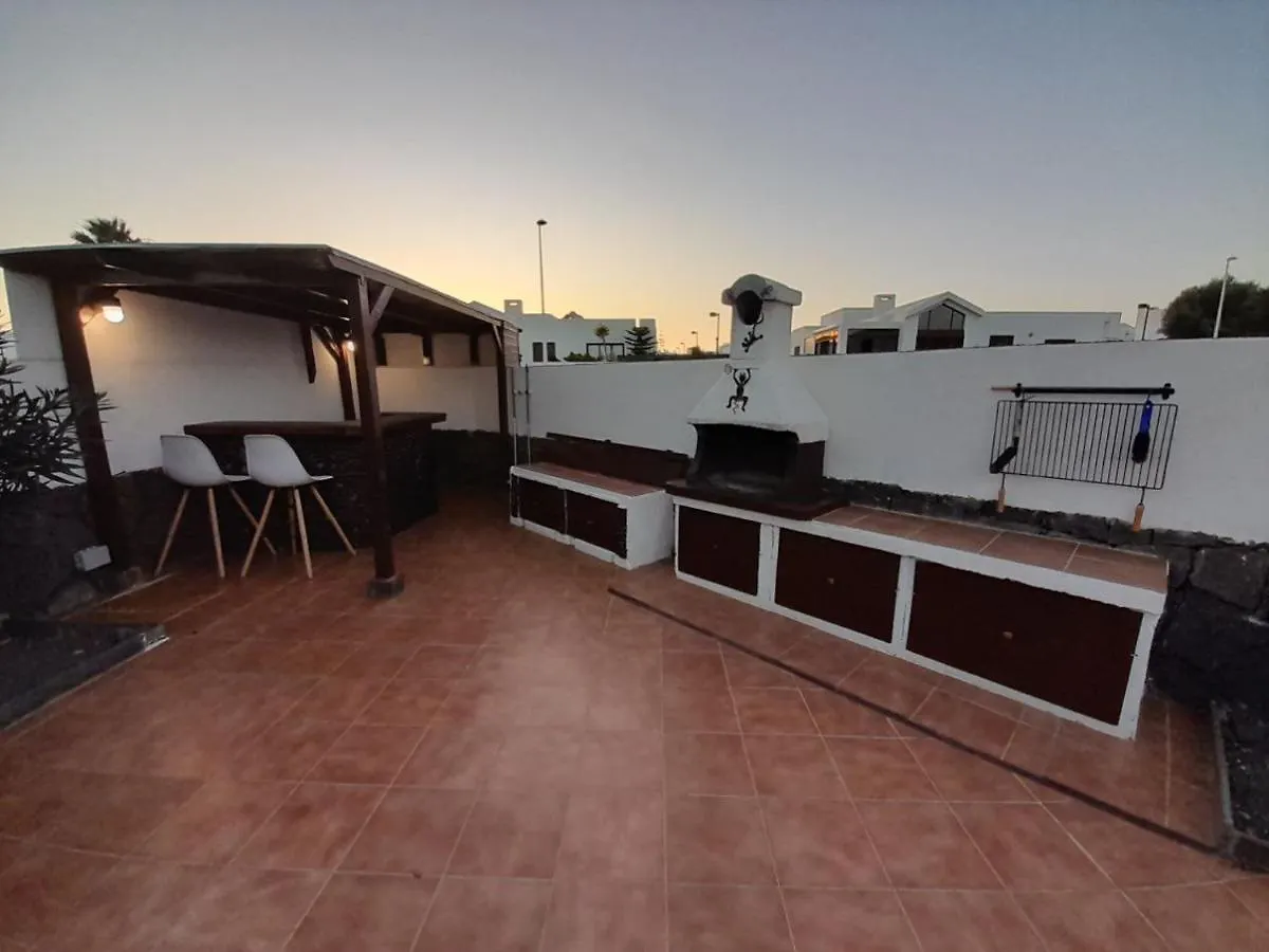 Dias Felices - Heated Pool Villa Playa Blanca   Playa Blanca (Lanzarote)