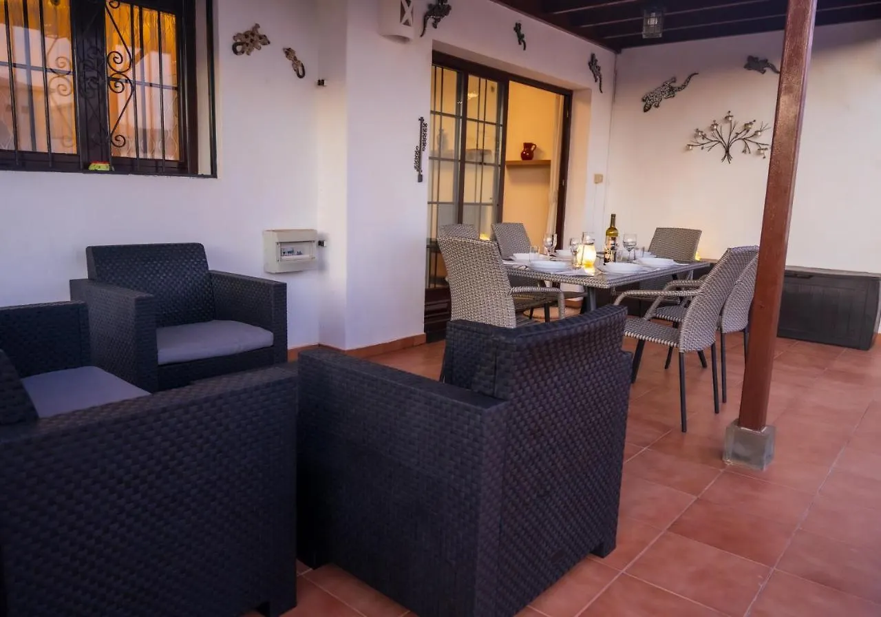 Dias Felices - Heated Pool Villa Playa Blanca  Playa Blanca (Lanzarote)