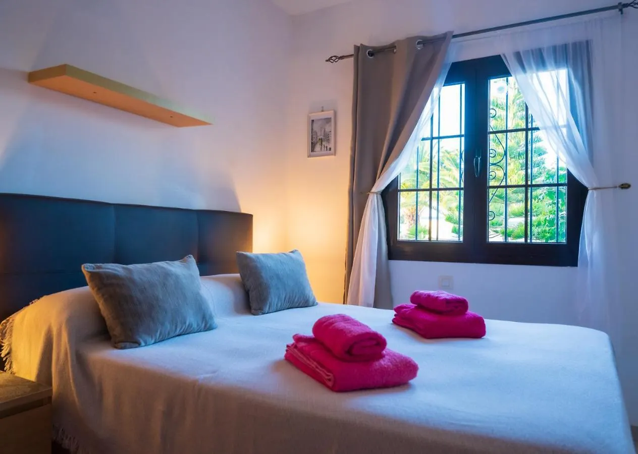 Dias Felices - Heated Pool Villa Playa Blanca  0*, Playa Blanca (Lanzarote)