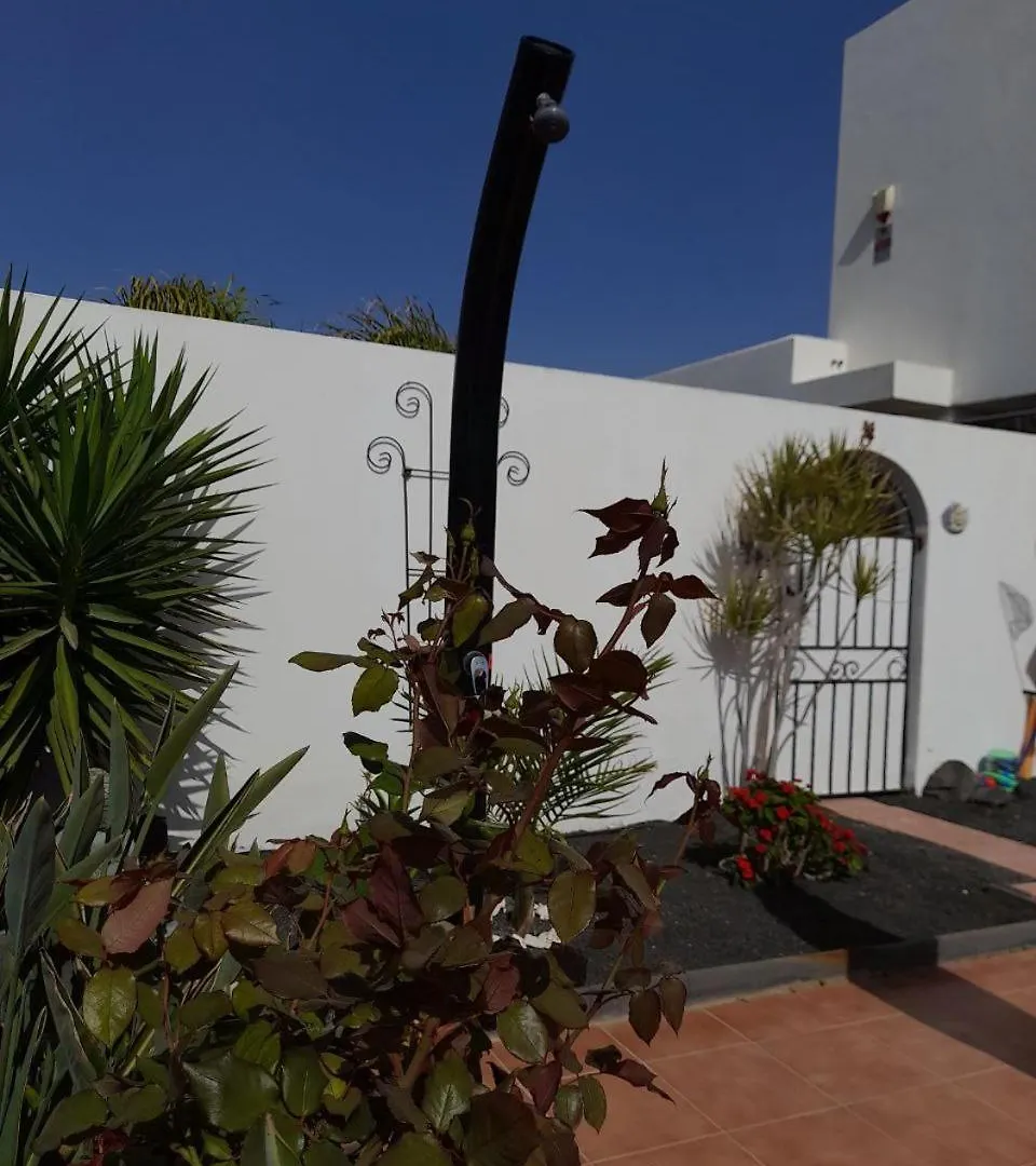 Dias Felices - Heated Pool Villa Playa Blanca  Spain